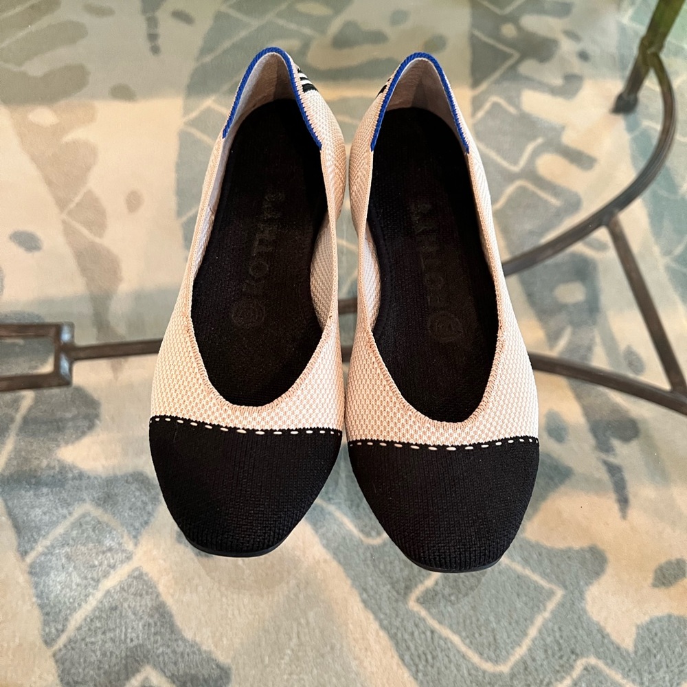 Rothy’s The Square Captoe Tuxedo Flat - Size 6